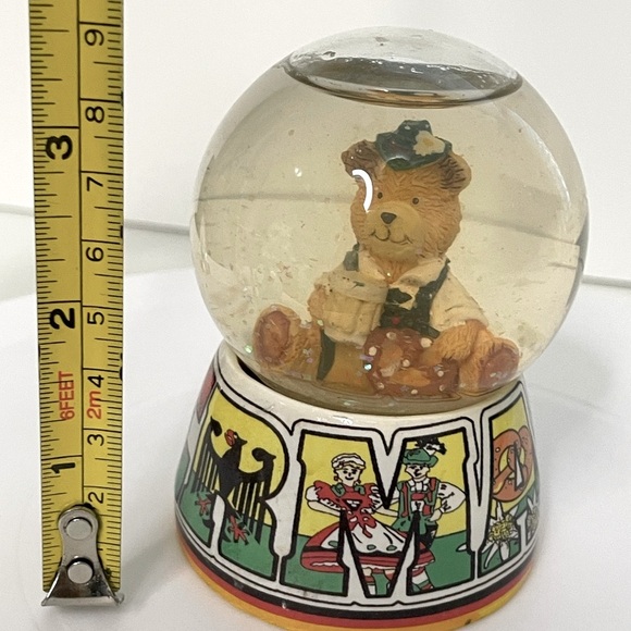Germany Snow Globe Souvenir - Picture 6 of 7